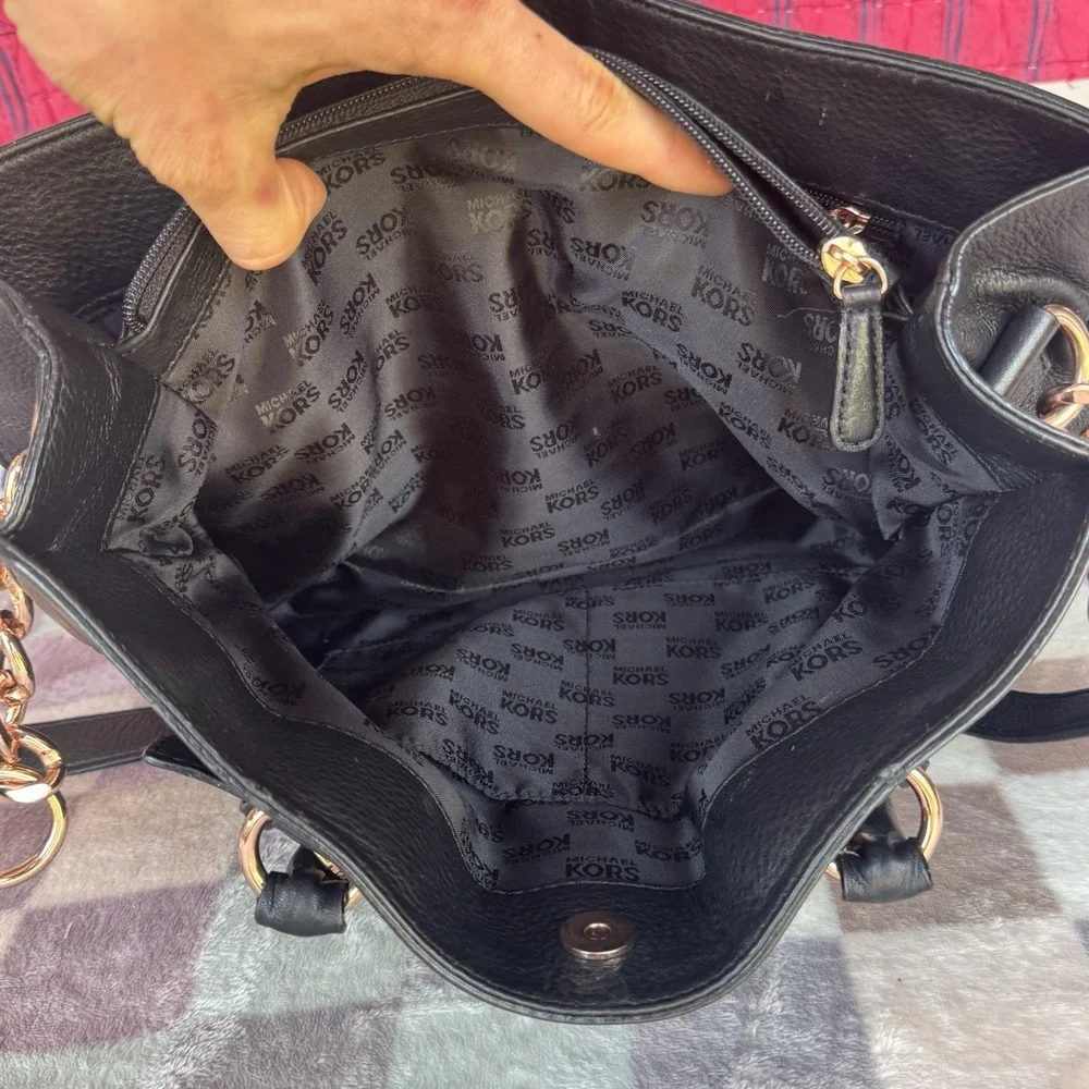 Michael Kors Hamilton Satchel Tote Bag Gold Chain Shoulder Strap Black Leather‎